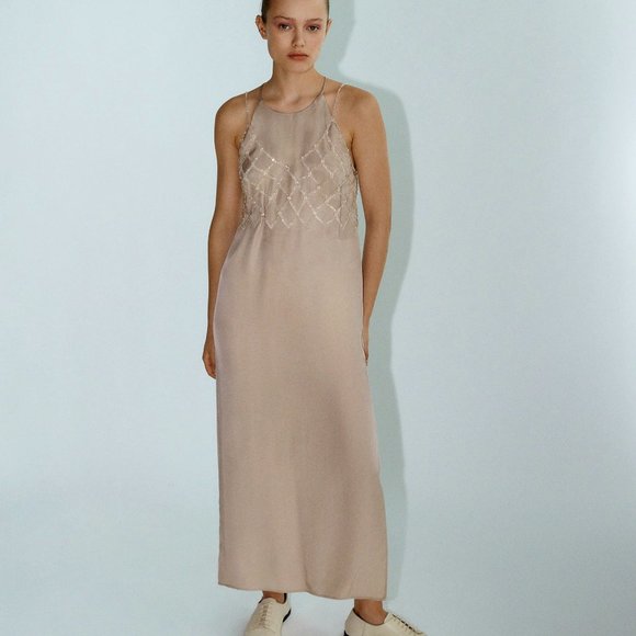 Zara Dresses & Skirts - ZARA MIDI DRESS WITH FRONT KNOT TRF